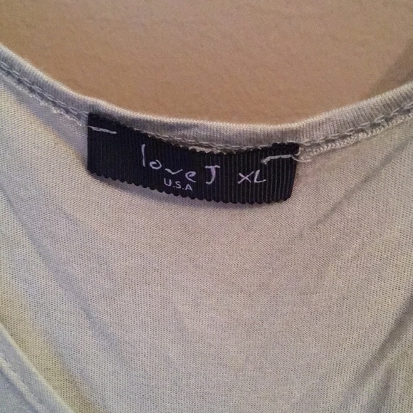 Shirt - Picture 2 of 3